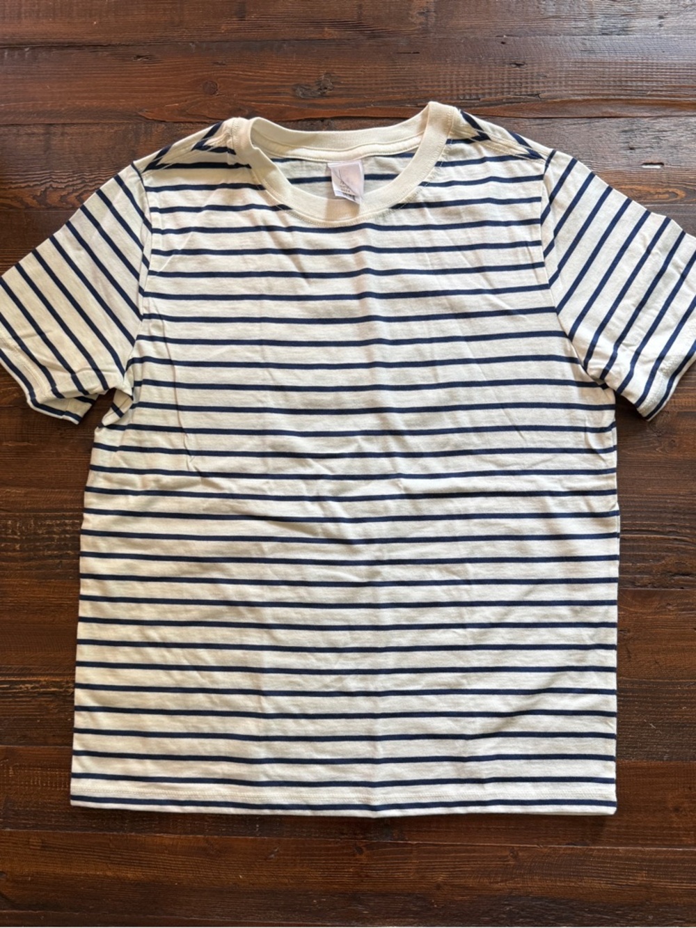 Hanna Andersson White Tee with Navy Stripes Sz 8